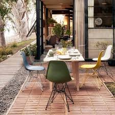 Chaise Eames Plastic Side Chair